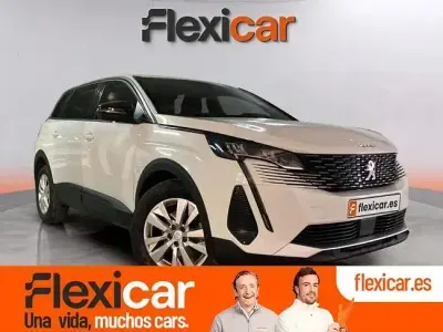 Usado Peugeot 5008 Active 130 HP (95 kW) 2021 Branco SUV