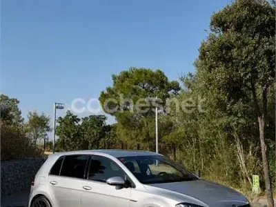 Usado VW Golf VII GTI 230 CV (169 kW) 2016 Gris / plata Berlina