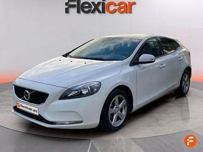 Usado Volvo V40 Momentum 120 HP (88 kW) 2018 Branco