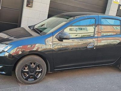 Usado Dacia Logan Ambiance 75 CV (55 kW) 2014 Negro Familiar