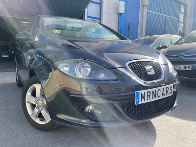 Usado Seat Altea Reference 105 CV (77 kW) 2008 Negro Monovolumen