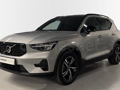 Usado Volvo XC40 Plus 163 CV (119 kW) 2025 Gris / plata SUV