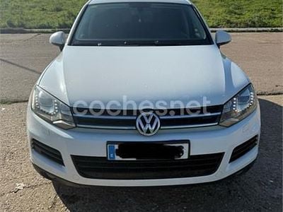 Second-hand VW Touareg 204 CP (150 kW) 2014 Alb SUV