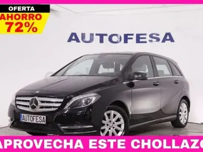 Usado Mercedes B200 136 CV (100 kW) 2014 Negro Monovolumen