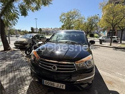 Usado SsangYong Rodius Limited 155 CV (114 kW) 2015 Negro Monovolumen