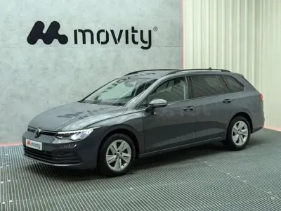 Usado VW Golf VIII Life 115 CV (84 kW) 2022 Gris / plata Familiar