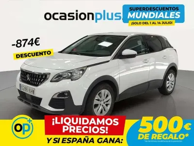 Usado Peugeot 3008 Active 120 CV (88 kW) 2018 Blanco SUV