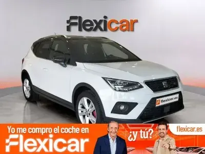 Usado Seat Arona FR 150 CV (110 kW) 2019 Blanco SUV