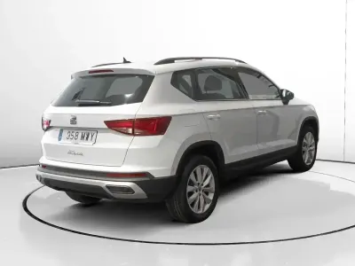 Begagnad Seat Ateca Style 150 HK (110 kW) 2024 Vit SUV