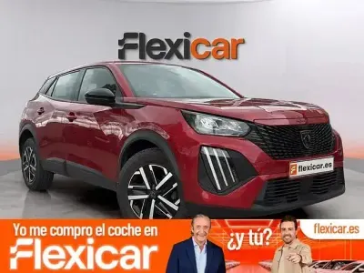 Usado Peugeot 2008 Active 100 CV (73 kW) 2023 Rojo SUV