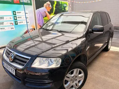 Second-hand VW Touareg 220 CP (161 kW) 2003 Negru SUV