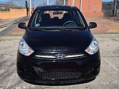 Usado Hyundai i10 Comfort 69 CV (50 kW) 2012 Negro Utilitario