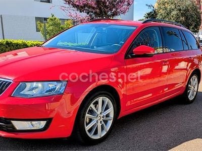 Brugt Skoda Octavia Elegance 105 HK (77 kW) 2014 Rød Hatchback