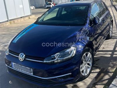 Usado VW Golf VII Advance 115 CV (84 kW) 2018 Azul Familiar
