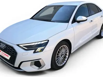 Usado Audi A3 Advanced Plus 110 CV (80 kW) 2022 Blanco Berlina