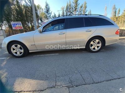 Usado Mercedes E270 Avantgarde 170 CV (125 kW) 2003 Gris / plata Familiar