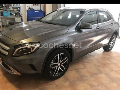 Gris / plata Usado 2015 Mercedes GLA200 Urban SUV | 18.500 € (Un poco caro)