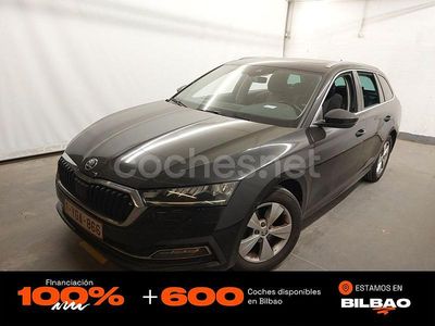 Negro Usado 2020 Skoda Octavia Ambition Familiar | 16.450 € (Precio justo)