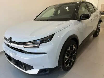 Nuevo Citroën C4 Business Class 145 CV (106 kW) 2026 Blanco SUV