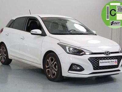 Usado Hyundai i20 100 CV (73 kW) 2019 Blanco Utilitario