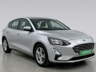 Usado Ford Focus Trend+ 120 CV (88 kW) 2022 Gris / plata Berlina