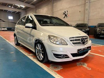 Mercedes B180