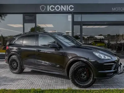 Usado Porsche Cayenne S 400 CV (294 kW) 2010 Negro SUV