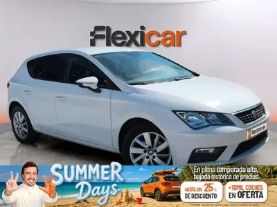 Usado Seat Leon ST Style 116 CV (85 kW) 2019 Blanco Familiar