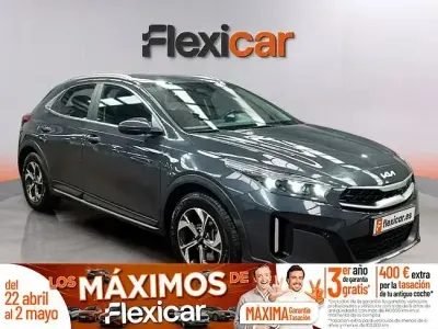 Usado Kia XCeed 100 HP (73 kW) 2024 Azul SUV
