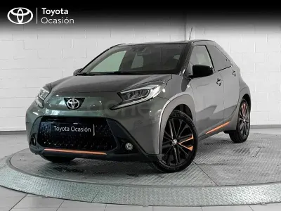Usado Toyota Aygo X Edition 72 CV (52 kW) 2022 Verde SUV