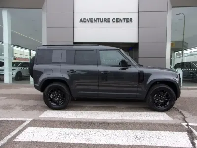 Nowe Land Rover Defender S 250 KM (183 kW) 2026 Szary SUV