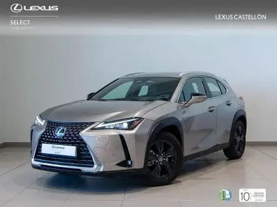 Usado Lexus UX 300h 199 CV (146 kW) 2026 Gris / plata SUV