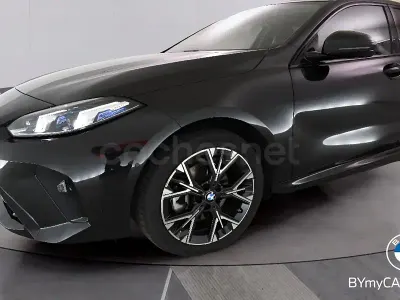Usado BMW 120 Comfort Edition 163 CV (119 kW) 2025 Negro Utilitario
