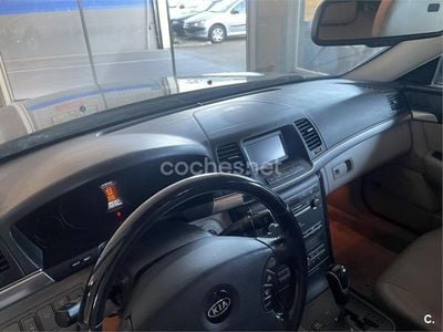 Usado Kia Opirus 266 CV (195 kW) 2009 Negro Berlina