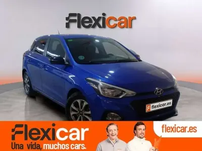Usado Hyundai i20 99 CV (72 kW) 2020 Azul Utilitario
