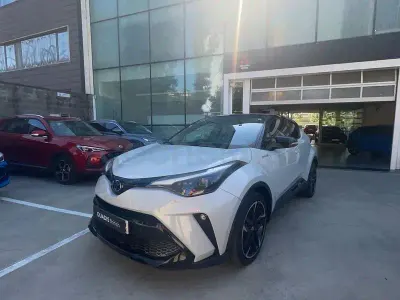 Usado Toyota C-HR Sport 184 CV (135 kW) 2021 Blanco SUV