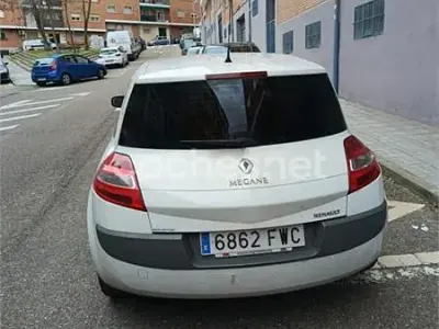 Begagnad Renault Mégane II Extreme 135 HK (99 kW) 2007 Vit Sedan