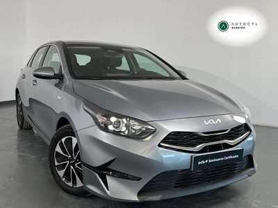 Usado Kia Ceed 101 CV (74 kW) 2025 Plateado Utilitario
