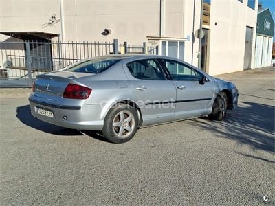 Peugeot 407