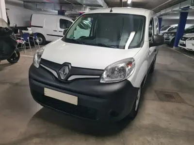 Usado Renault Kangoo 80 CV (58 kW) 2020 Blanco Monovolumen