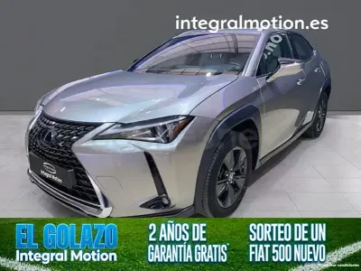 Usado Lexus UX Business Edition 184 CV (135 kW) 2022 Gris / plata SUV