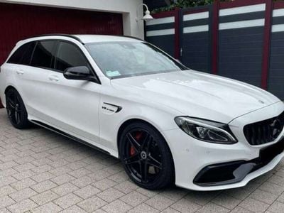 Mercedes C63 AMG