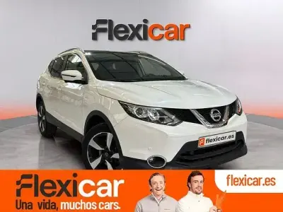 Usado Nissan Qashqai Visia 130 CV (95 kW) 2017 Blanco SUV