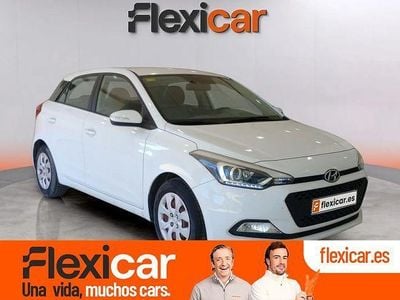 Usado Hyundai i20 84 CV (61 kW) 2016 Blanco Berlina