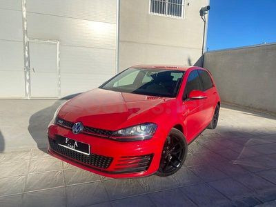 Usado VW Golf VII GTI 230 CV (169 kW) 2016 Rojo Berlina