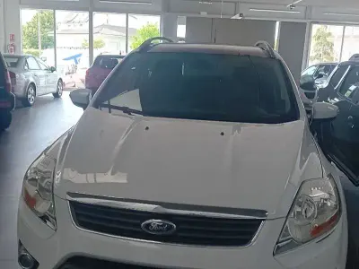 Usado Ford Kuga Titanium 140 CV (102 kW) 2012 Blanco SUV