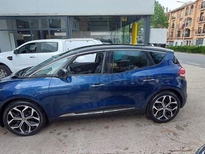 Usado Renault Scénic IV Zen 140 CV (102 kW) 2022 Azul Monovolumen