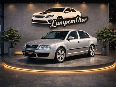Usado Skoda Superb Comfort 115 CV (84 kW) 2007 Amarillo Berlina