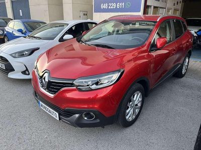 Usado Renault Kadjar Zen 110 CV (80 kW) 2016 Rojo SUV