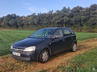 Azul Usado 2002 Opel Corsa Club Berlina | 1000 € (Precio justo)